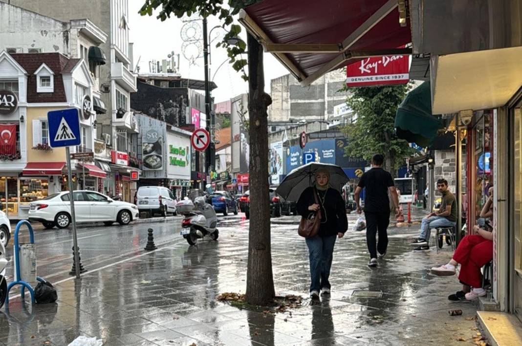 Tekirdağ'da sağanak etkili oldu; Edirne için kuvvetli yağış uyarısı 2